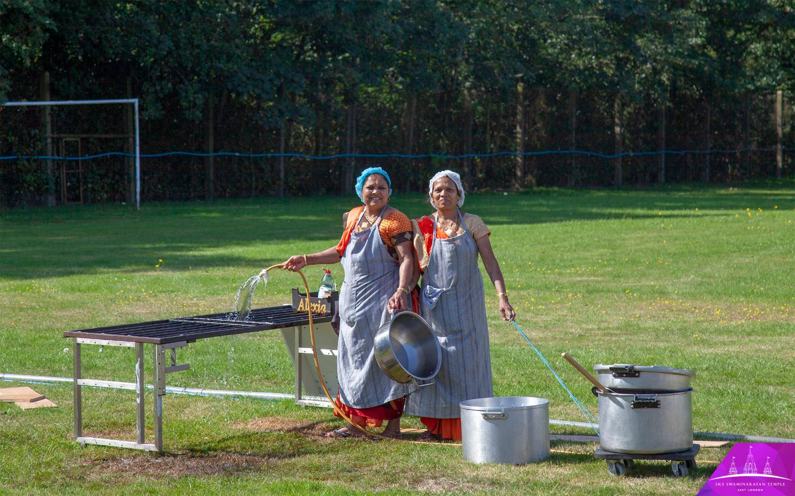 ©1987-2017 SKS Swaminarayan Temple East London